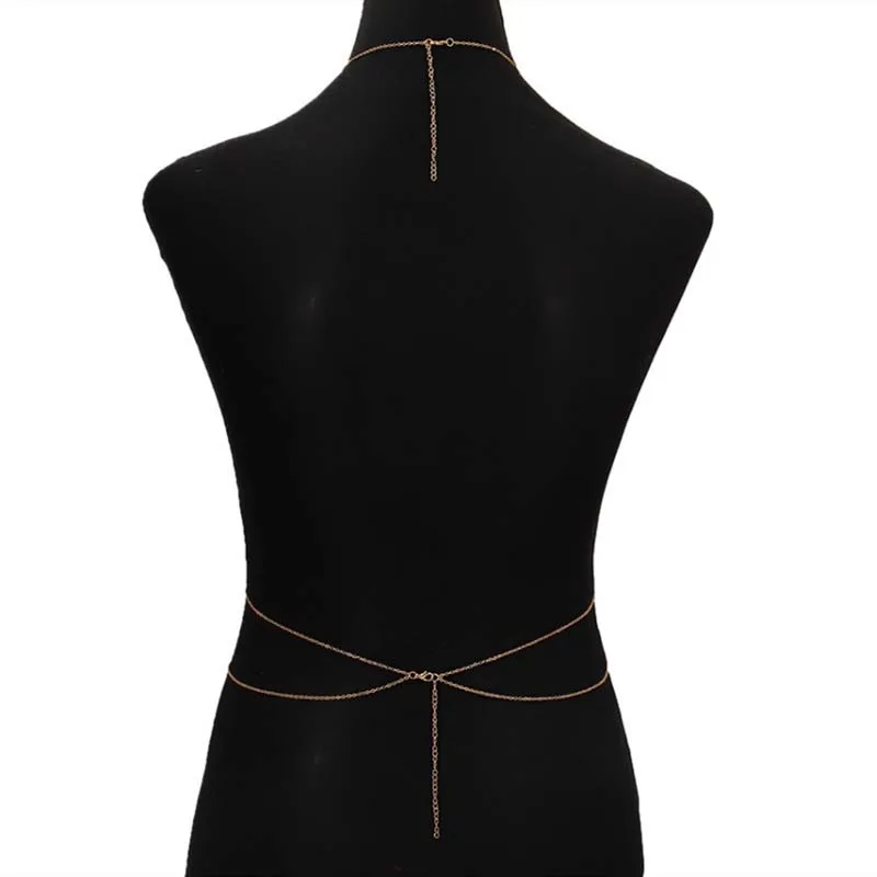 Close-up showing the double-chain layered detail