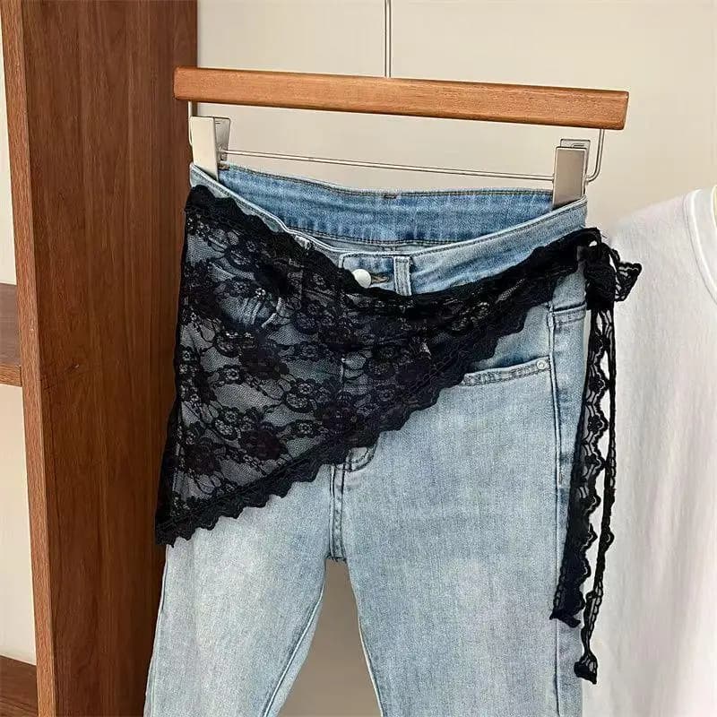 Women's Lace Trim Triangle Short Skirt Korean Style