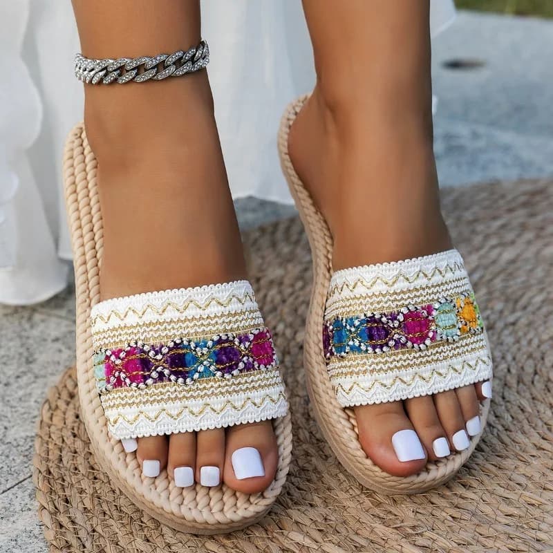 Women Slippers Outdoor Flat Designer Shoes Large Size