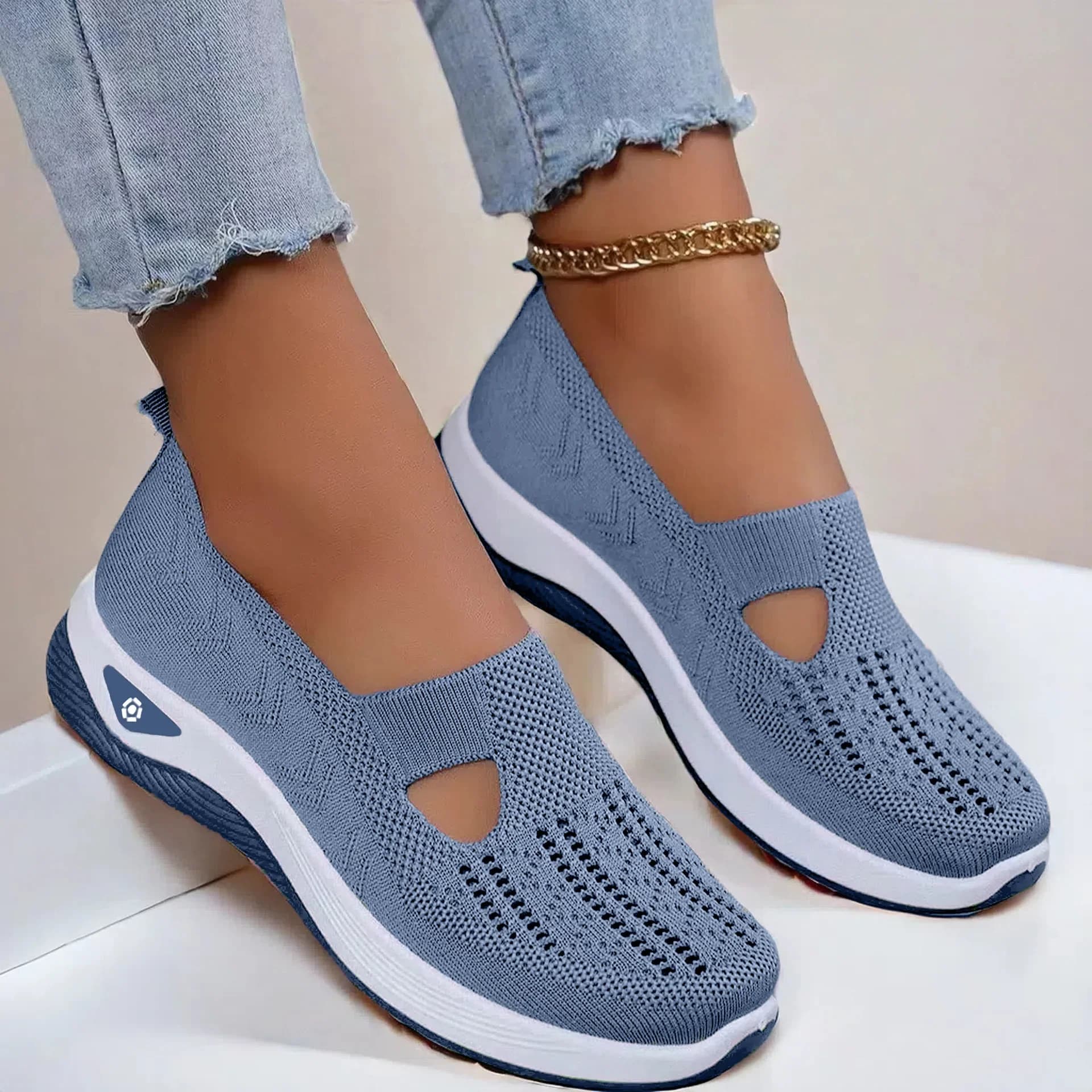 Breathable Non-slip Soft Sole Elderly Shoe Women' Shoes